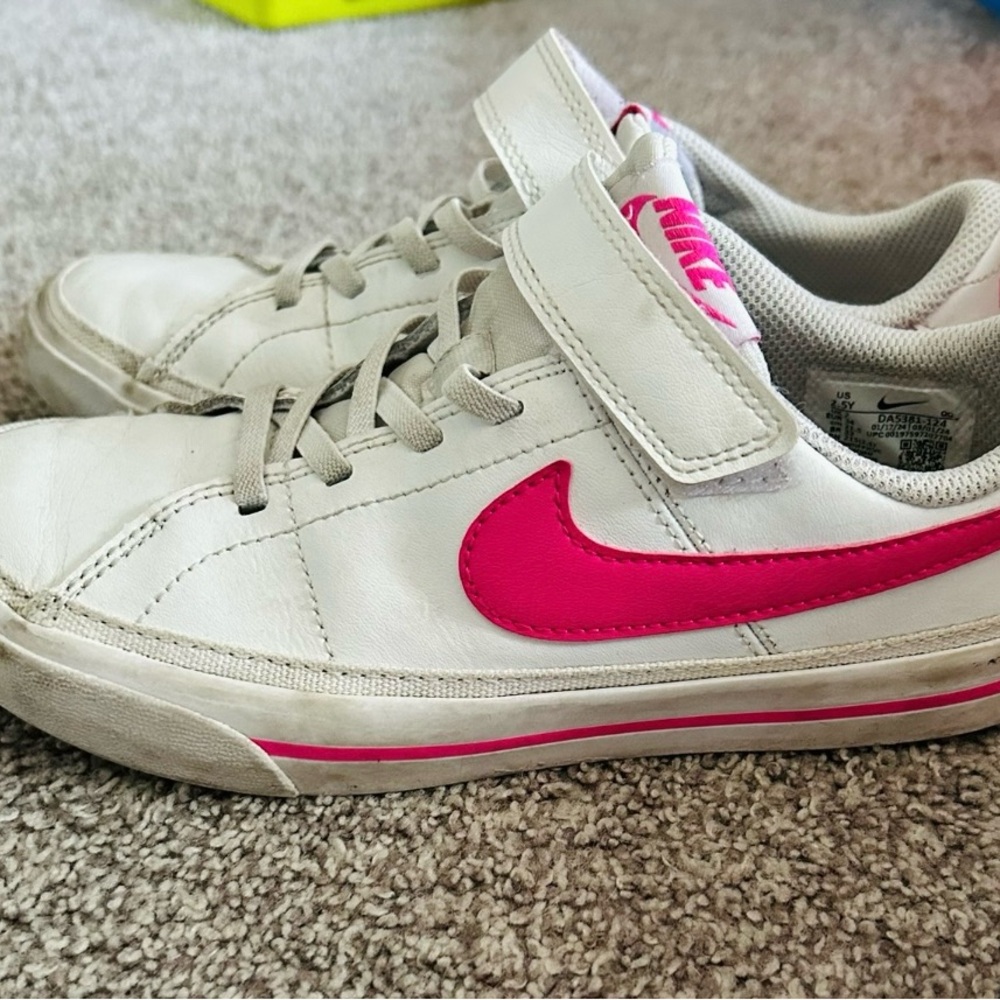 Nike Kids White Sneakers with Pink Swoosh